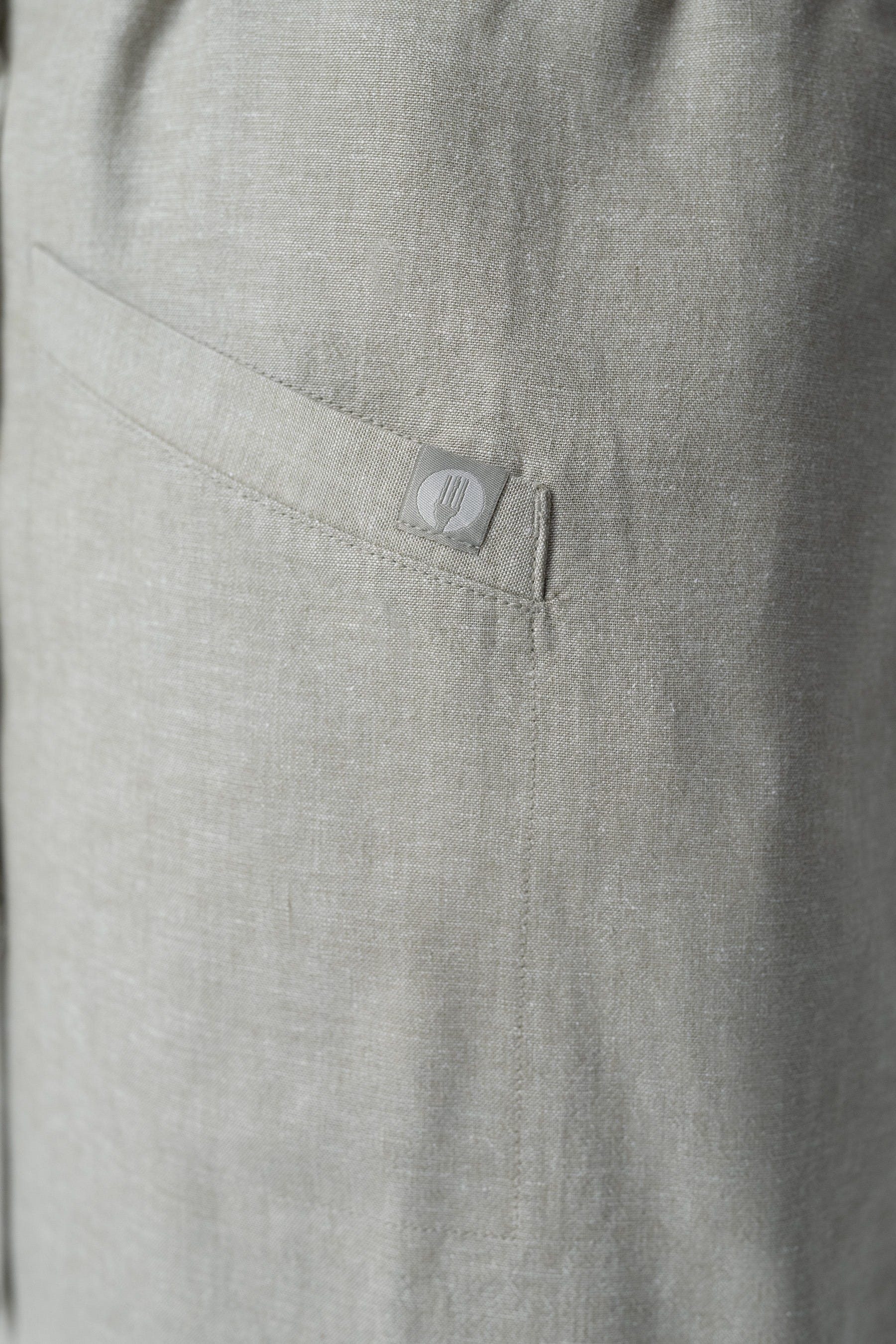 Huntington Bib Apron