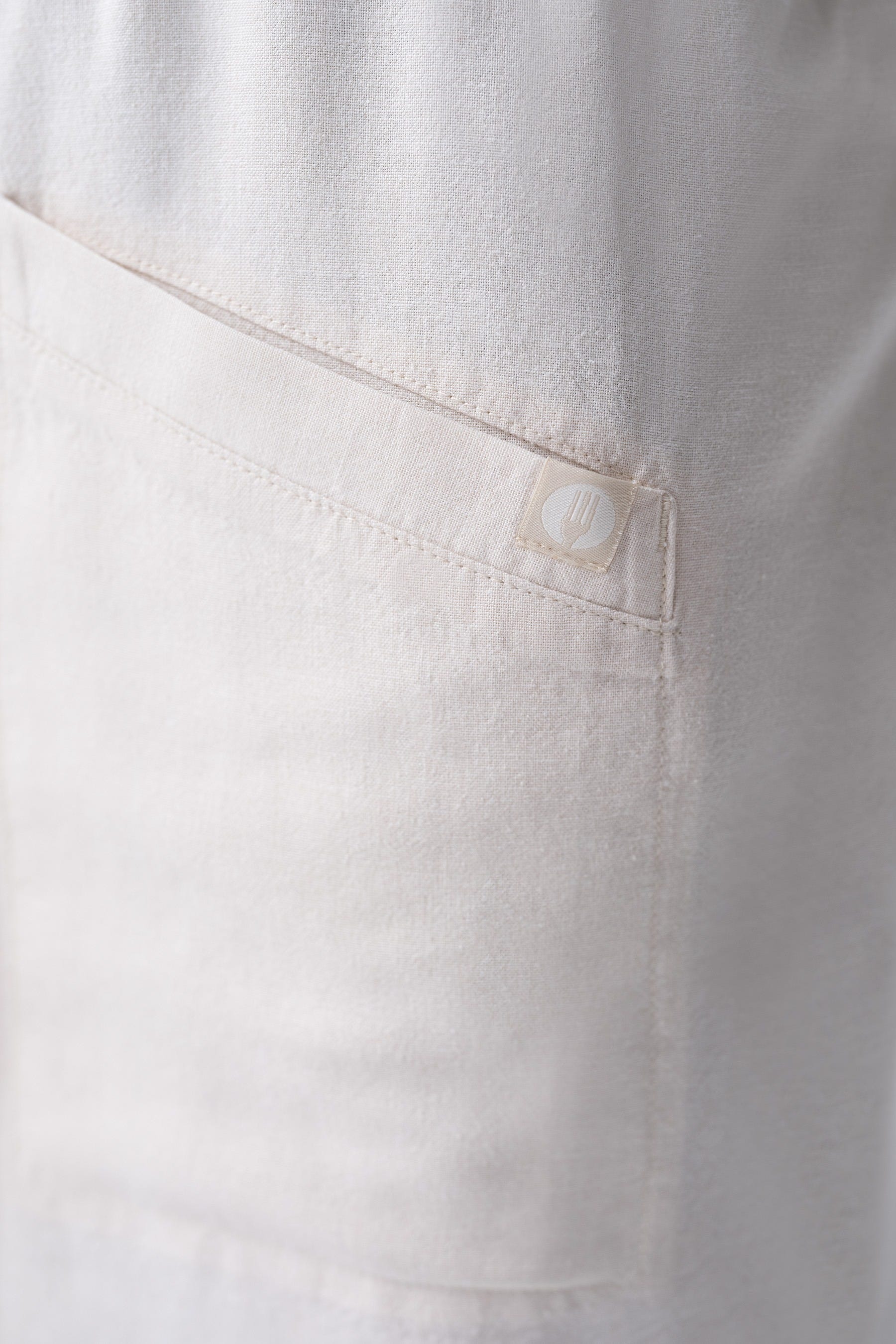 Huntington Bib Apron