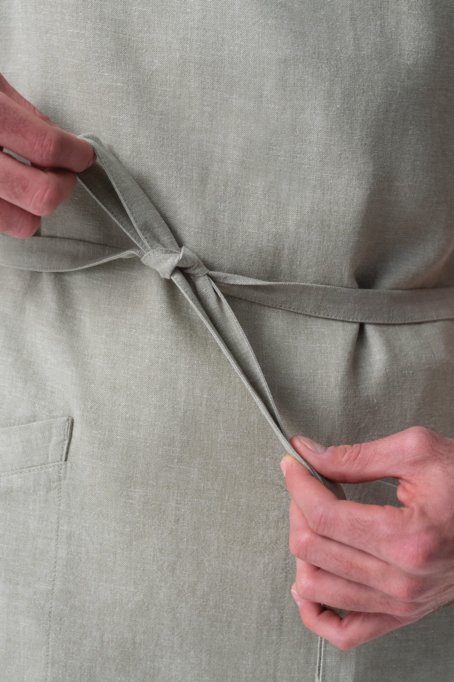 Huntington Bib Apron