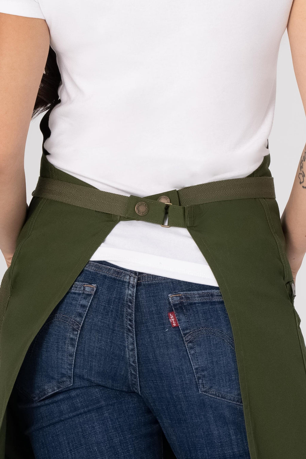 Lockharte Bib Apron Straps (Over the Neck)