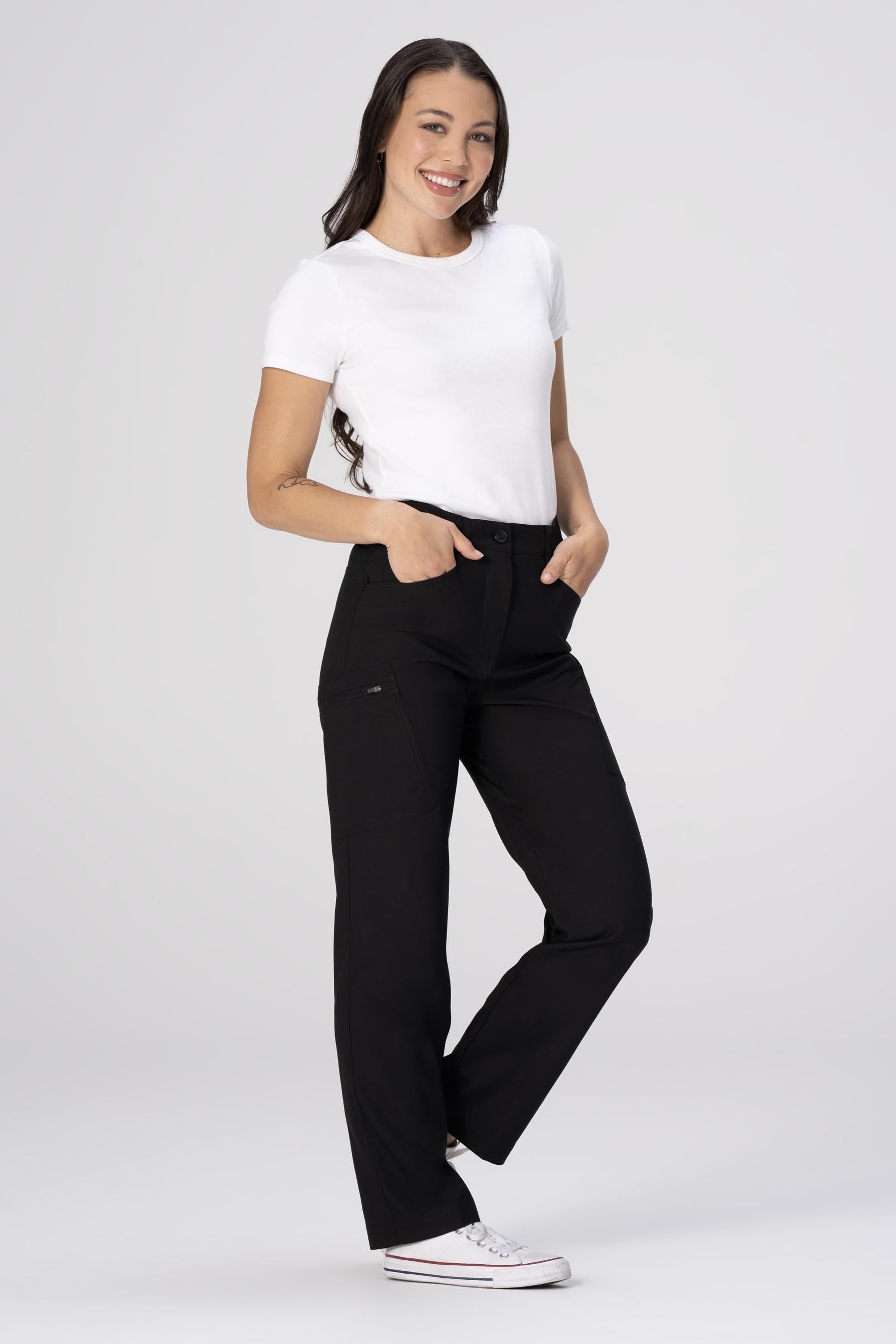 Eaze Female Cargo Pants